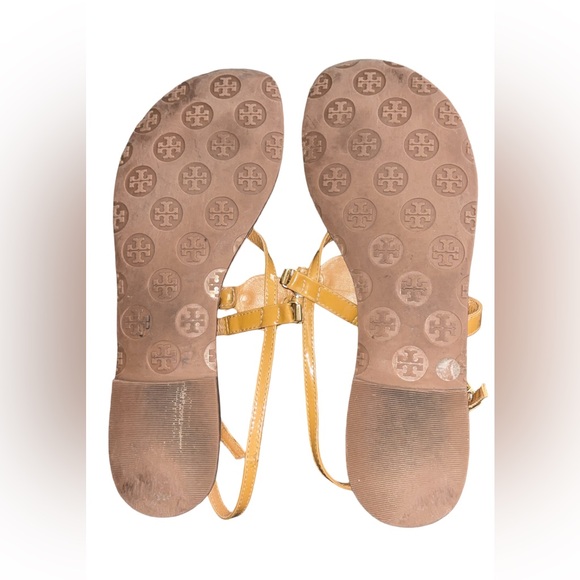 Tory Burch Beige Leather & Gold Hardware Sandals Size 10 - Picture 2 of 2